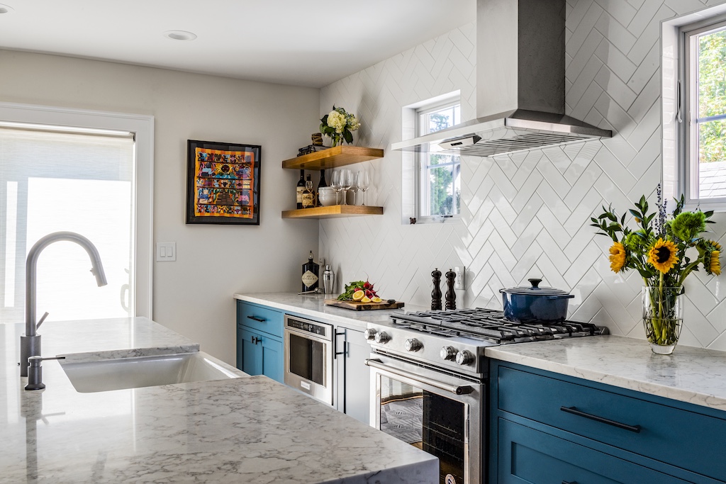 Amy Lynn Interiors Boston Terrance 7