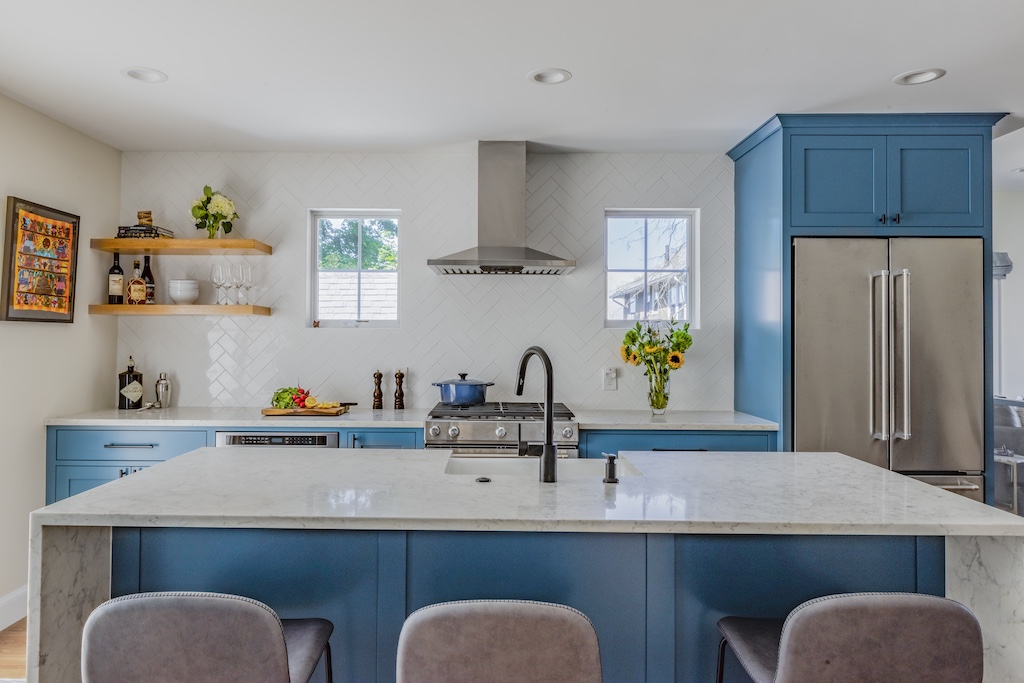 Amy Lynn Interiors Boston Terrance 8