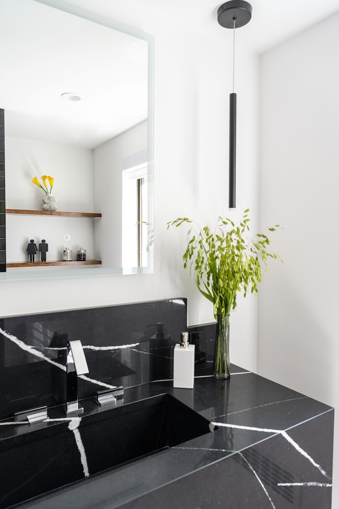 Amy Lynn Interiors Boston Tower 16