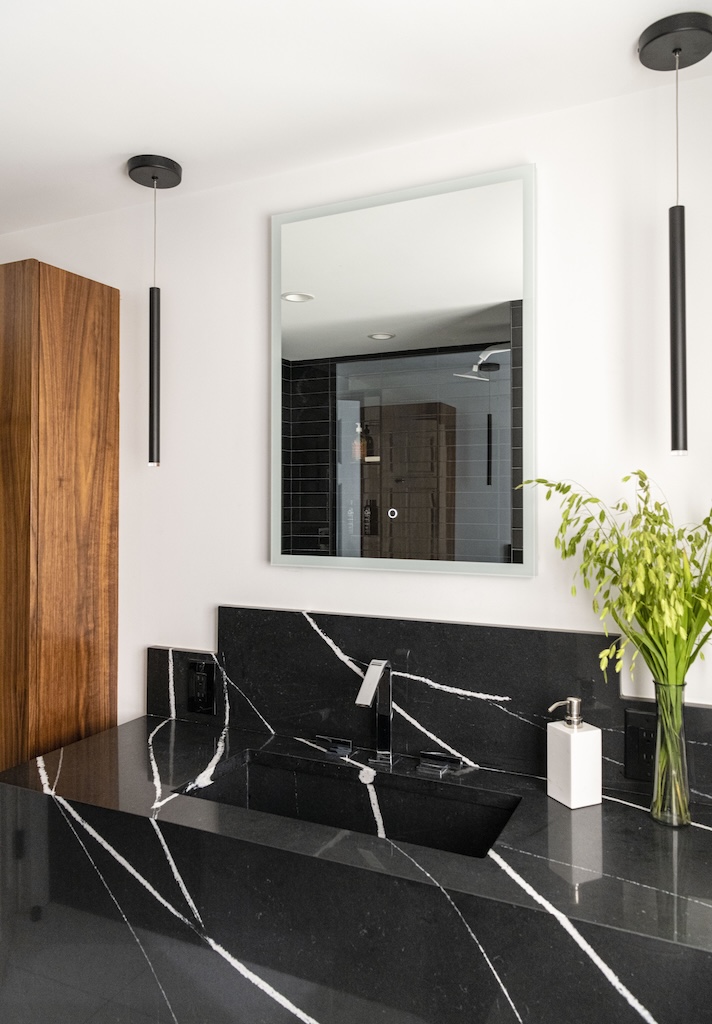 Amy Lynn Interiors Boston Tower 17