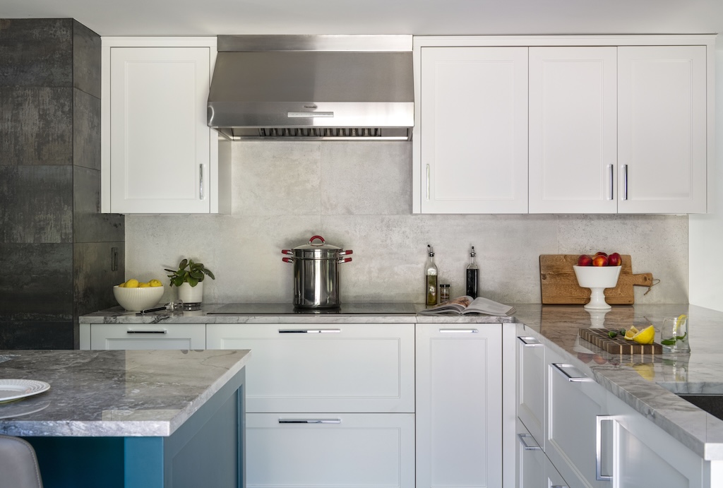 Amy Lynn Interiors Boston Tower 24