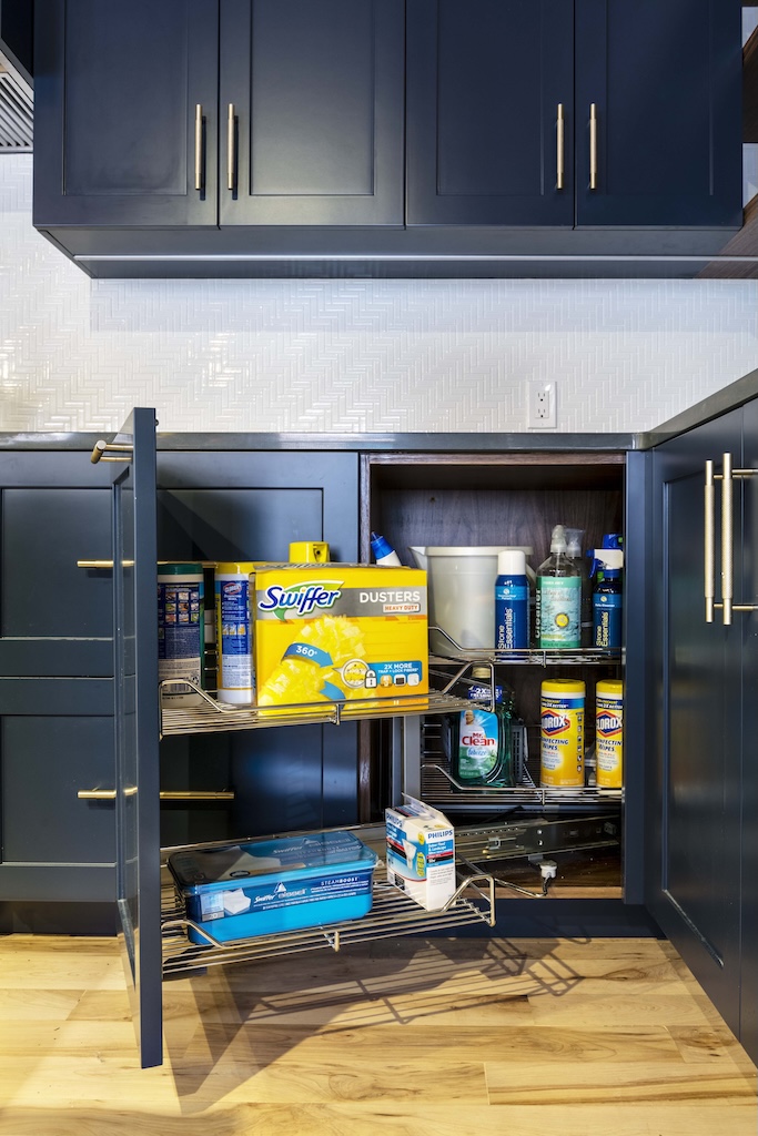 Amy Lynn Interiors Boston Wormwood 1