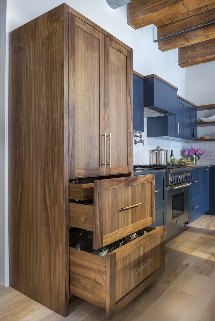 Amy Lynn Interiors Boston Wormwood 12